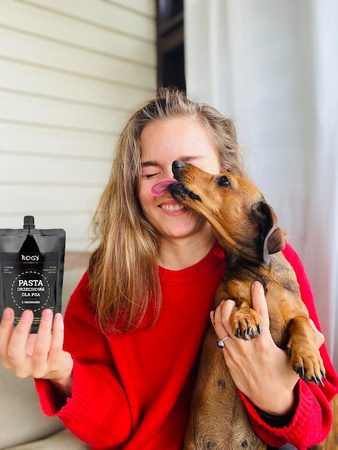 ROGY PASTA ORZECHOWA Z TRUSKAWKAMI PRZYSMAK DLA PSA 300g